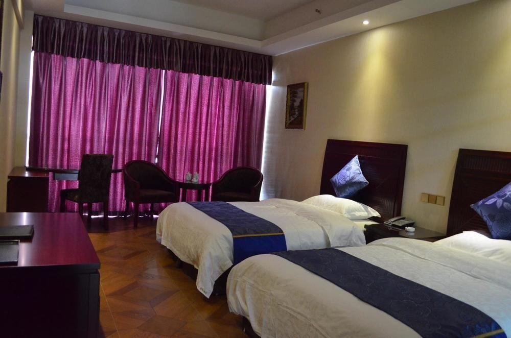 Fengyu Business Hotel 成都 エクステリア 写真